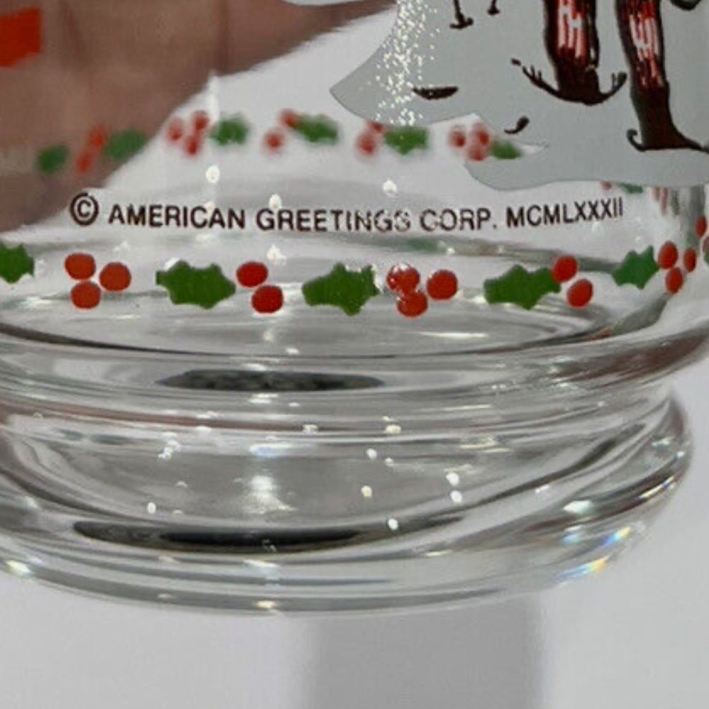 Vintage HOLLY HOBBIE Christmas COCA COLA Glass - LIMITED ED HOLLY with Green Hat - Picture 8 of 9
